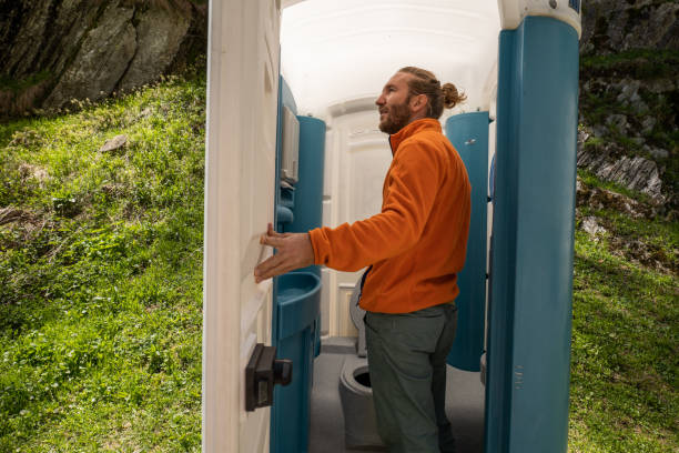 Best Portable bathroom rental  in La Vale, MD